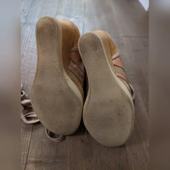 Chloe wedge sneakers/booties - Picture 6 of 6